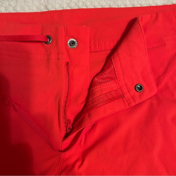 Columbia‎ Salmon Colored Athletic Shorts Size Large - Picture 4 of 4